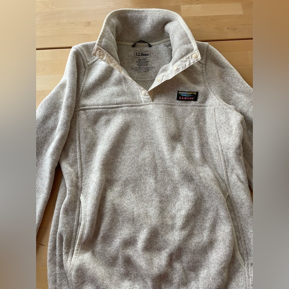 Women's L.L.Bean Sweater Fleece Pullover - Picture 1 of 6